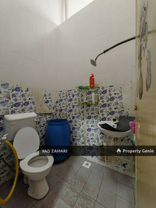 Kampung Lombong, Shah Alam | 1-Storey Terrace 3 Bedrooms | RM339K - Extended Kitchen and Malay Reserve