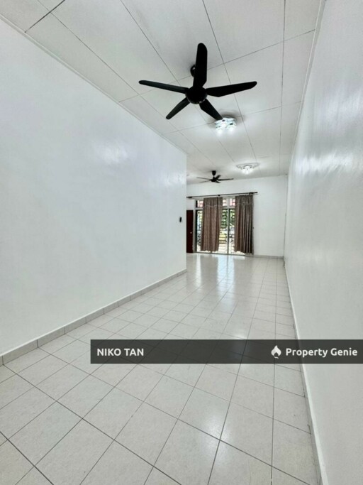 [UNBLOCK VIEW]2.5Storey Jalan Tiong Bandar Putra Kulai For Sale