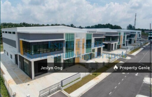 1.5 storey Semi D Factory @ Empire Park Gelang Patah for Rent