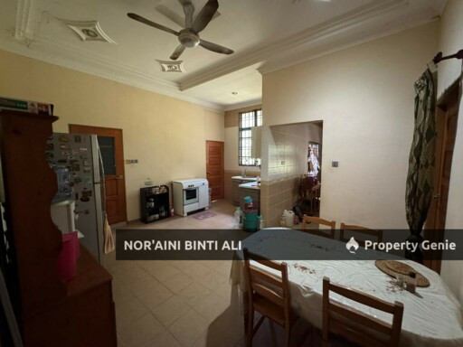 BUNGALOW LUAS + 2 LOT TANAH | KG CHENDERING, PERMATANG BADAK, KUANTAN