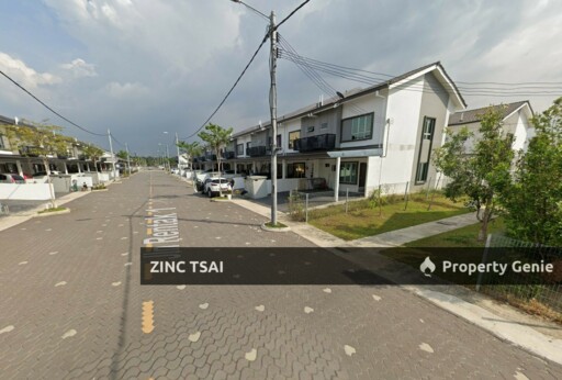 2 Storey End Lot Terrace @ Rentak Perdana {Save RM 140,900}