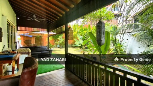 Putramas, Seksyen 7, Shah Alam | 3-Storey Semi-D 6+1 Rooms | RM1.8M - Facing Open, Large and Spacious Land & Extended Patio with Backyard