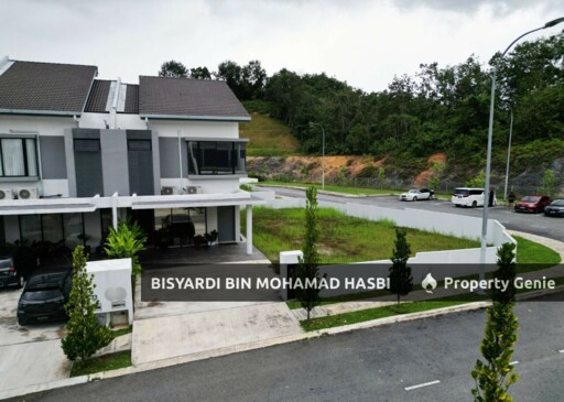 FURNISHED CORNER LOT SUPERLINK HOUSE RESIDENSI LAMBAIAN 2 BANGI.