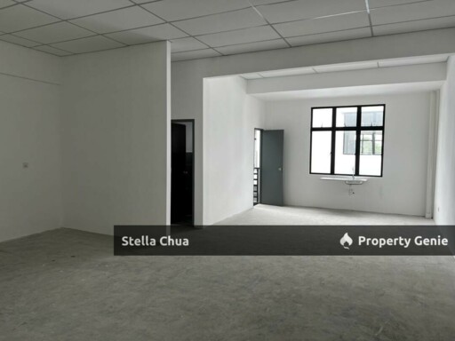 Meridin East Ground Floor Shoplot Facing Main Road for RENT