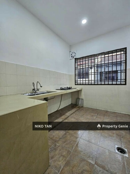 1.5Storey Jalan Bukit Impian 1x@Taman Impian Emas