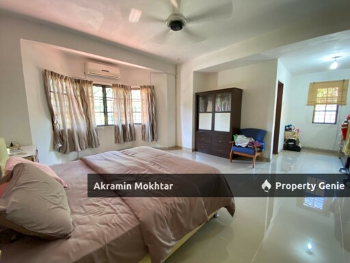 [CORNER] TMN UKAY PERDANA, 2 STOREY TERRACE