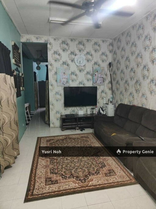 SINGLE STOREY CORNER LOT TAMAN LESTARI PERMAI SERI KEMBANGAN