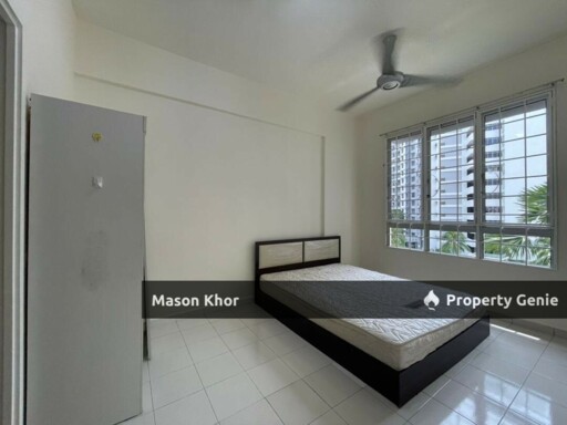 PUTRA PLACE CONDOMINIUM 1000sf LOW FLOOR BAYAN LEPAS