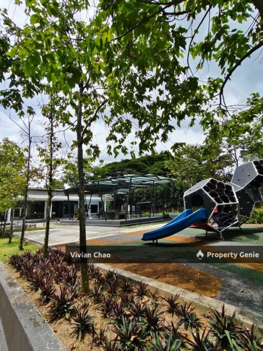 🍀Freehold Oasis Condo for Sale 🍀
