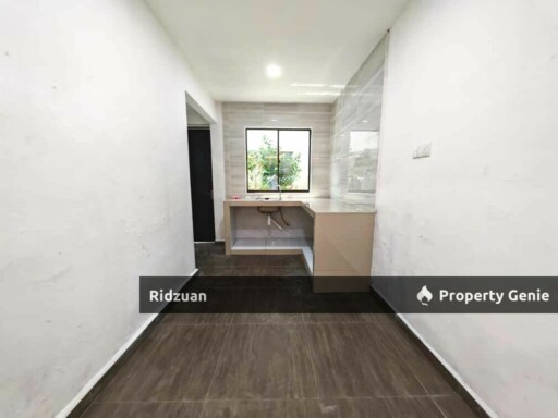 For Sale - Double Storey Low Cost @ Taman Nora, Ulu Tiram