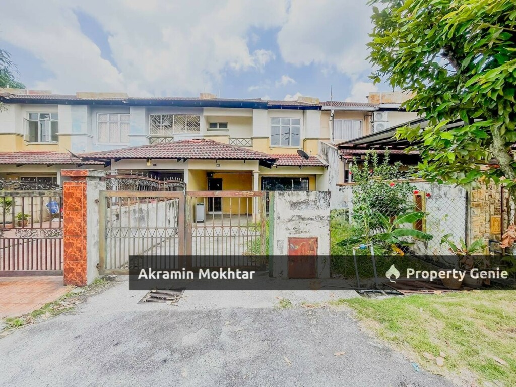 Freehold | Double Storey Terrace, Taman Desaria Nilai.
