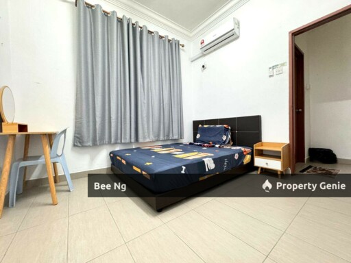 Taman Bukit Kempas/Double Storey Terrace Extra Large/Cheapest