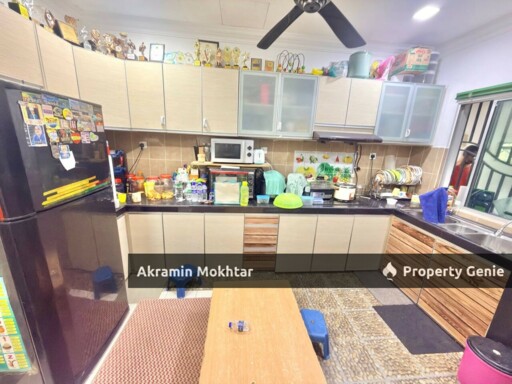 FREEHOLD, END LOT & RENOVATED - SINGLE STOREY TERRACE @ JALAN KEBUN, SEKSYEN 30