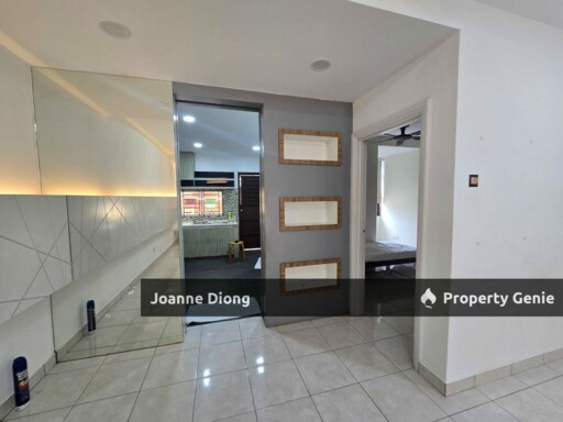 Double Storey House-Taman Puchong Hartamas