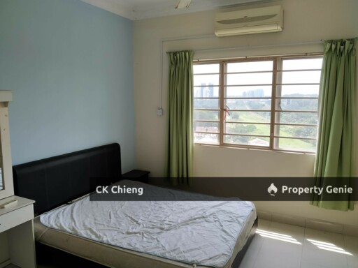 Suriamas Condo Rent, 4 Rooms Partly Furnished, Bandar Sunway PJS10
