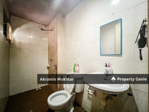 Freehold, Renovated & 1 Covered Parking | Nilam Puri Condominium Bandar Bukit Puchong 2, Puchong