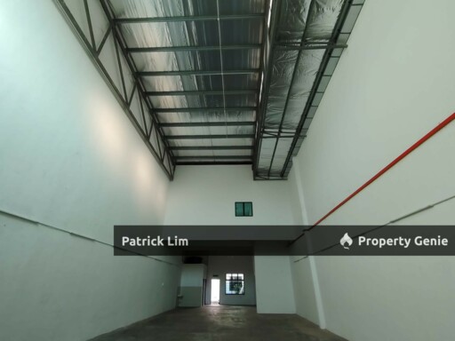 Kawasan Perindustrian Rembia 1.5 Storey Factory For Rent