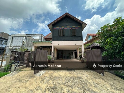 FREEHOLD, FACING OPEN & PARIALLY FURNISHED | Two Storey Semi-Detached House, USJ 17, Subang Jaya
