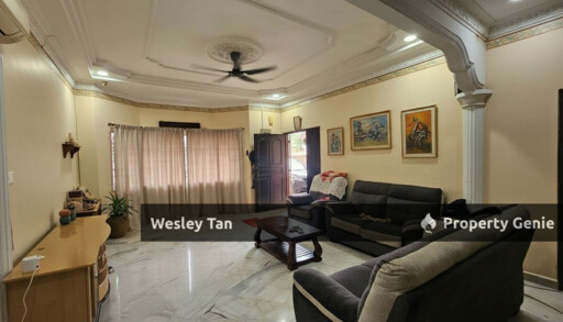 Single Storey SemiD Ayer Keroh Fully Extended 5rooms Extra Garden Area