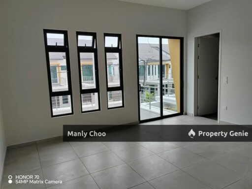 GUARDED Double Storey Taman Molek Residence Nr Ayer Keroh Bukit Katil