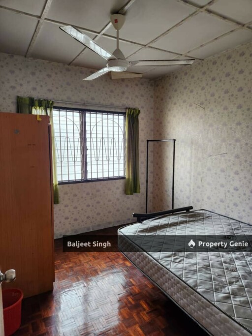 SS18 Subang Jaya Quiet Location Near SS15 and SS18 LRT/MRT Stations