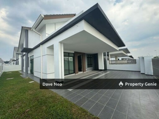 Jalan Bayan Bandar Putra Kulai Single Storey Semi-D Near to IOI Mall