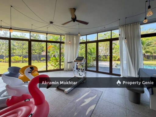 Corner Lot, Modern Design & Fully Furnished |  3 Storey Bungalow at Perdana Heights U10, Shah Alam
