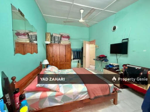 Taman Tasik Tambahan, Ampang | 2 Storey Terrace 2 Bedrooms | RM395K - Low Cost, Spacious Parking & Renovated