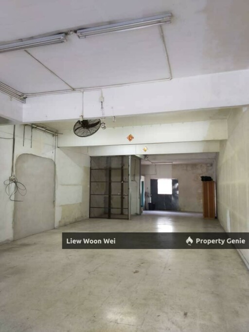 shoplot ground floor for rent at jalan kulim bukit indah facing main road @bukit mertajam