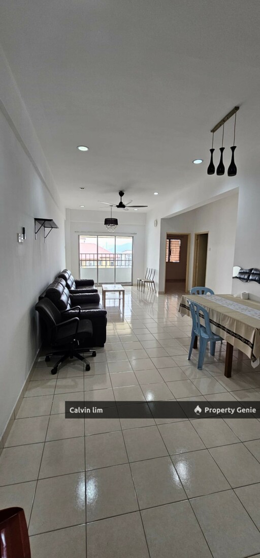 Vista Mutiara, Condominium