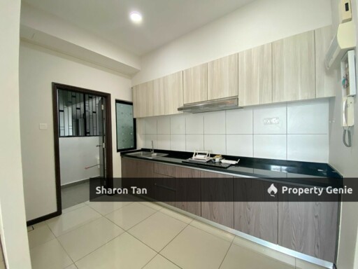 Hot Area Molek Regency 2 Parking 2 Bedroom Golf & Pool View Bath Tub