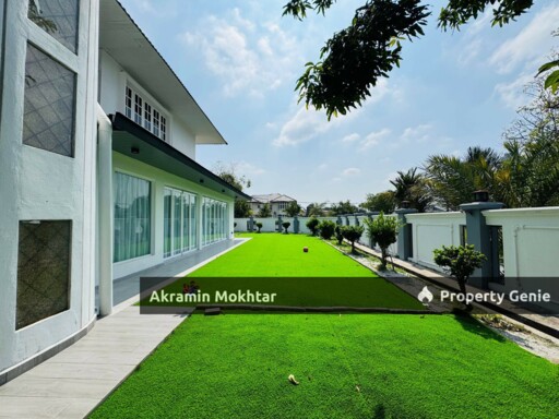 CORNER LOT Bungalow House 2 Storey Seksyen 6 Shah Alam Selangor