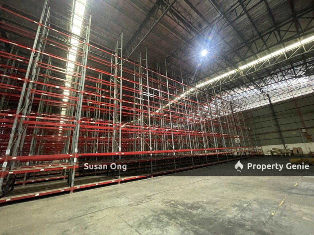 Rent-logistic warehouse hub-floor 2.5t-