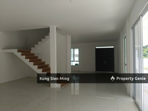 Sibu Double Storey Corner at Jalan Ek Dee