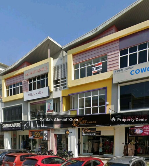 3 storey shop lot office Jalan Plumbum seksyen 7 Fully Tenanted