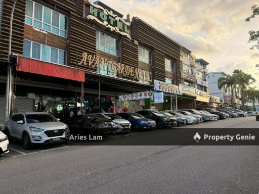 Whole Block 3 Storey Shoplot @ Sutera Utama / Skudai / Near Sutera Mall