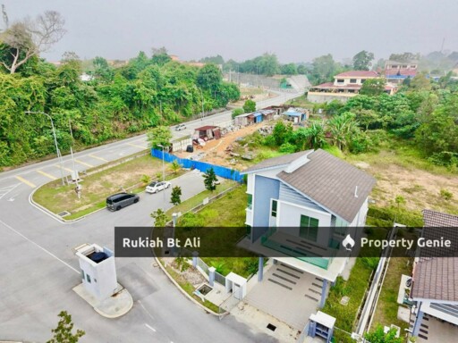 2-Storey Bungalow in Seremban Close to Educational Amenities