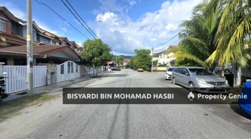 Facing Open Renovated 2.5 Storey End Lot Extra Land, Taman Puncak Saujana, Kajang.
