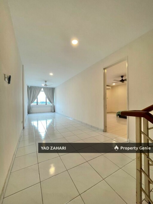 Taman Tasik Prima, Puchong | Townhouse 5 Bedrooms | RM890K - Fully Furnished, Roof Deck Facing Lake View & Spacious Built Up