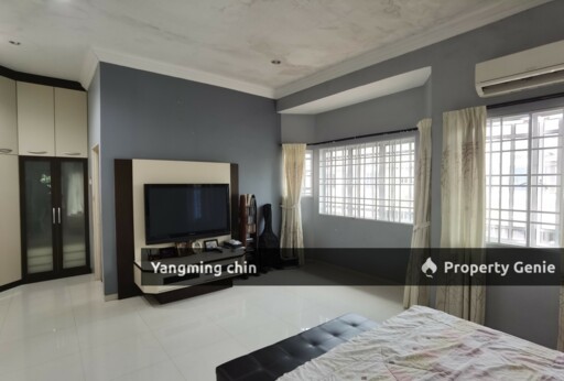 Ipoh Garden East Corner House For Sale