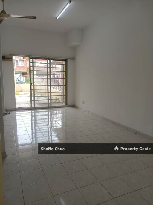 Newly Painted Double Storey Lorong Pending Bandar Puteri Klang
