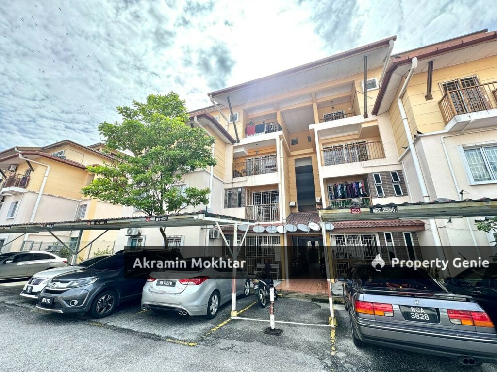 DUPLEX APARTMENT Andari Townvilla 2 Selayang Height, Selayang