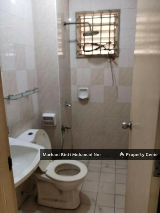 Basic • Bandar Botanik • Double Storey Terrace