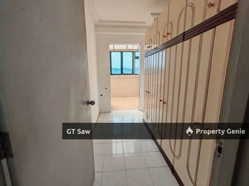 Desa Kiara Penthouse Duplex with 6 Bedrooms for Sale