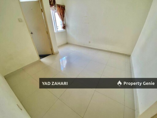 D'Kayangan, Shah Alam | 2-Storey Superlink 5+1 Bedrooms | RM1.25M - Renovated and Non Bumi Lot