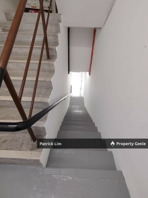Kota Laksamana 1st Floor Shoplot - Hot Commercial Space For Rent
