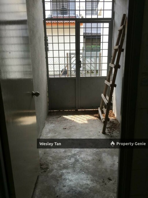 Tasik Utama Rm3xx000 Below Value 2 Storey Terrace Non Bumi Bare Unit