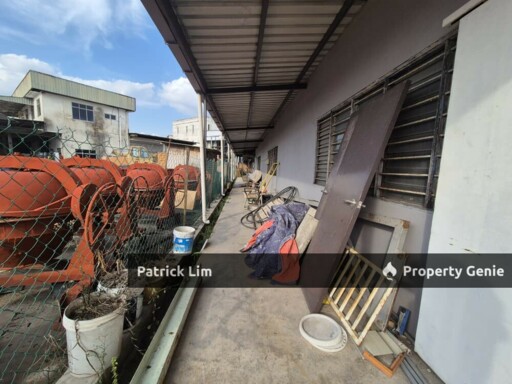 Malim Jaya Factory For Rent