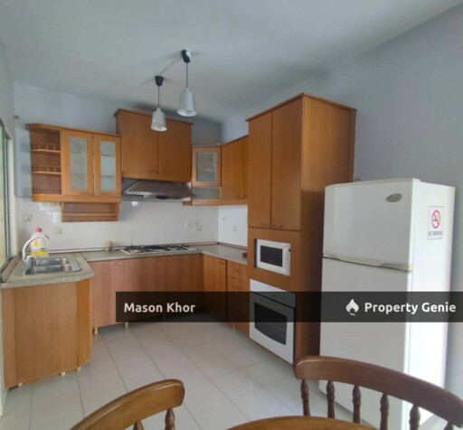 VILLA EMAS CONDO POOL VEW 850sf 1CP FULLLY FURNISHED BAYAN LEPAS