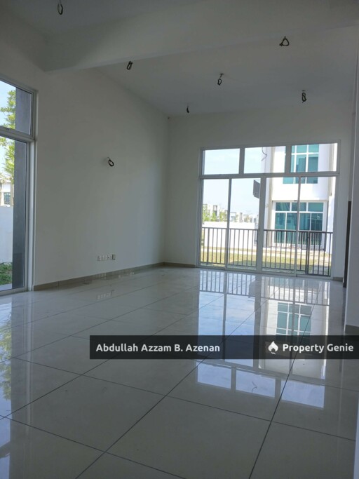 Double Story Corner Lot ‼️ Taman La Casa Lunas
